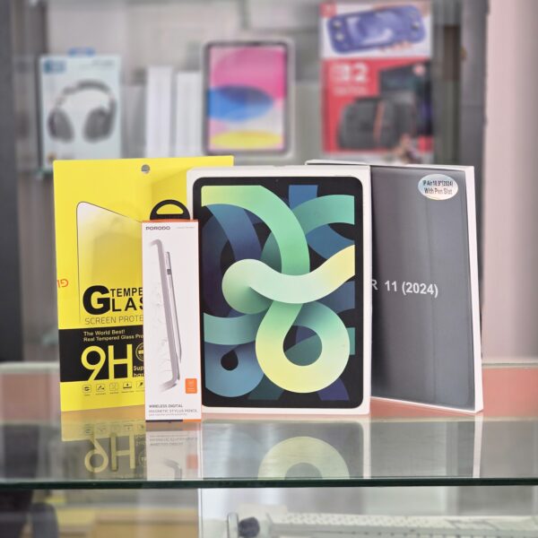 iPad Air 4 — 64GB (10.9-inch)